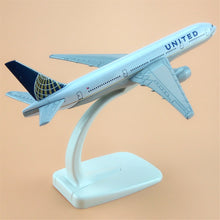 Load image into Gallery viewer, United Airlines Boeing 777 N128UA Airplane 16cm Diecast Plane Model
