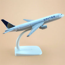 Load image into Gallery viewer, United Airlines Boeing 777 N128UA Airplane 16cm Diecast Plane Model
