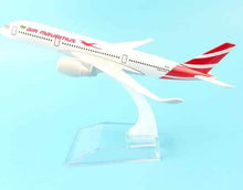 Load image into Gallery viewer, Air Mauritius Airlines Airbus A350 3B-NBF Airplane 16cm Diecast Plane Model
