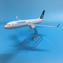 Load image into Gallery viewer, Continental Airlines Boeing 737 Airplane 16cm DieCast Plane Model
