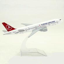 Load image into Gallery viewer, Turkish Airlines Boeing 777 TC-JJA Airplane 16cm Diecast Plane Model
