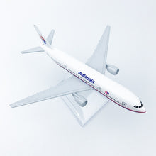 Load image into Gallery viewer, Malaysia Airlines Boeing 777 Airplane 16cm Diecast Plane Model
