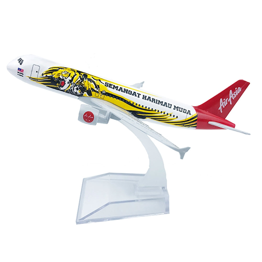 Air Asia Semangat Harimau Muda Airbus A320 Airplane 16cm Diecast Plane Model