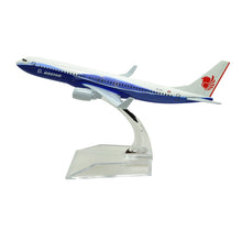 Load image into Gallery viewer, Lion Air Indonesia Airlines Boeing 737 PK-LFG Airplane 16cm Diecast Plane Model
