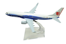 Load image into Gallery viewer, Lion Air Indonesia Airlines Boeing 737 PK-LFG Airplane 16cm Diecast Plane Model
