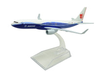 Load image into Gallery viewer, Lion Air Indonesia Airlines Boeing 737 PK-LFG Airplane 16cm Diecast Plane Model
