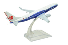 Load image into Gallery viewer, Lion Air Indonesia Airlines Boeing 737 PK-LFG Airplane 16cm Diecast Plane Model
