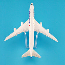 Load image into Gallery viewer, Air France Boeing 747 F-GITB Airplane 16cm Diecast Plane Model
