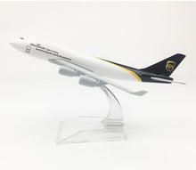 Load image into Gallery viewer, UPS Courier Cargo Boeing 747 Airplane 16cm Diecast Plane Model
