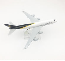 Load image into Gallery viewer, UPS Courier Cargo Boeing 747 Airplane 16cm Diecast Plane Model
