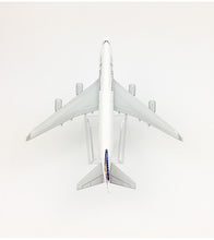 Load image into Gallery viewer, Philippines Airlines Boeing 747 Airplane 16cm Diecast Plane Model
