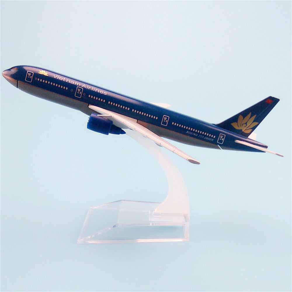 Vietnam Airlines Boeing 777 Airplane 16cm Diecast Plane Model