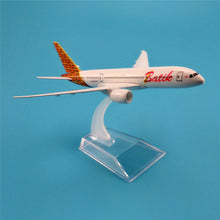 Load image into Gallery viewer, Batik Indonesia Airlines Boeing 787 Airplane 16cm DieCast Plane Model
