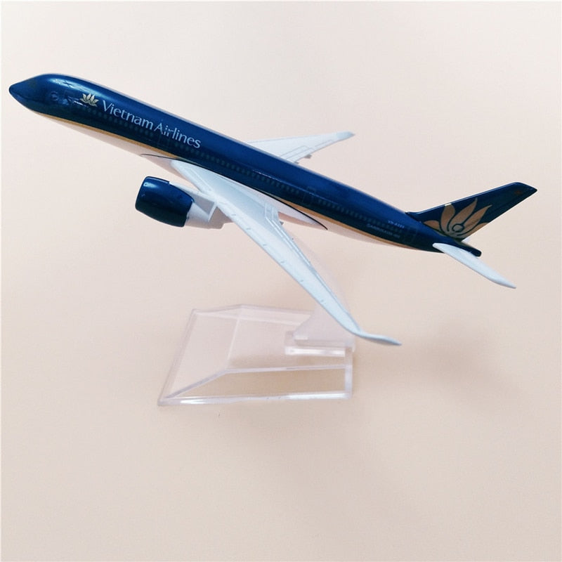 Vietnam Airlines Airbus A350 VN-A889 Airplane 16cm DieCast Plane Model