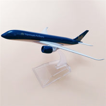 Load image into Gallery viewer, Vietnam Airlines Airbus A350 VN-A889 Airplane 16cm DieCast Plane Model
