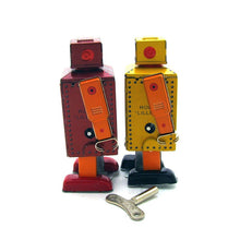 Load image into Gallery viewer, MS651 Lilliput Little Robot Retro Clockwork Wind Up Tin Toy Collectible (Choose Color)
