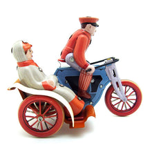 Load image into Gallery viewer, MS458 Vintage Man &amp; Woman in Motorcycle Sidecar Retro Clockwork Wind Up Tin Toy Collectible
