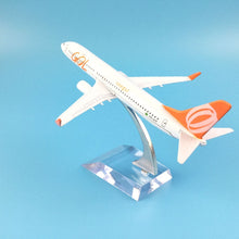 Load image into Gallery viewer, GOL Airlines Brazil Boeing 737 Airplane 16cm Diecast Plane Model
