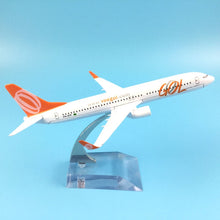 Load image into Gallery viewer, GOL Airlines Brazil Boeing 737 Airplane 16cm Diecast Plane Model
