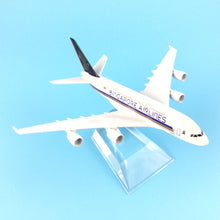 Load image into Gallery viewer, Singapore Airlines A380 9V-SKA Airbus Airplane 16cm Diecast Plane Model
