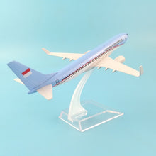 Load image into Gallery viewer, Republik Indonesia Airlines Boeing 737 A-001 Airplane 16cm Diecast Plane Model
